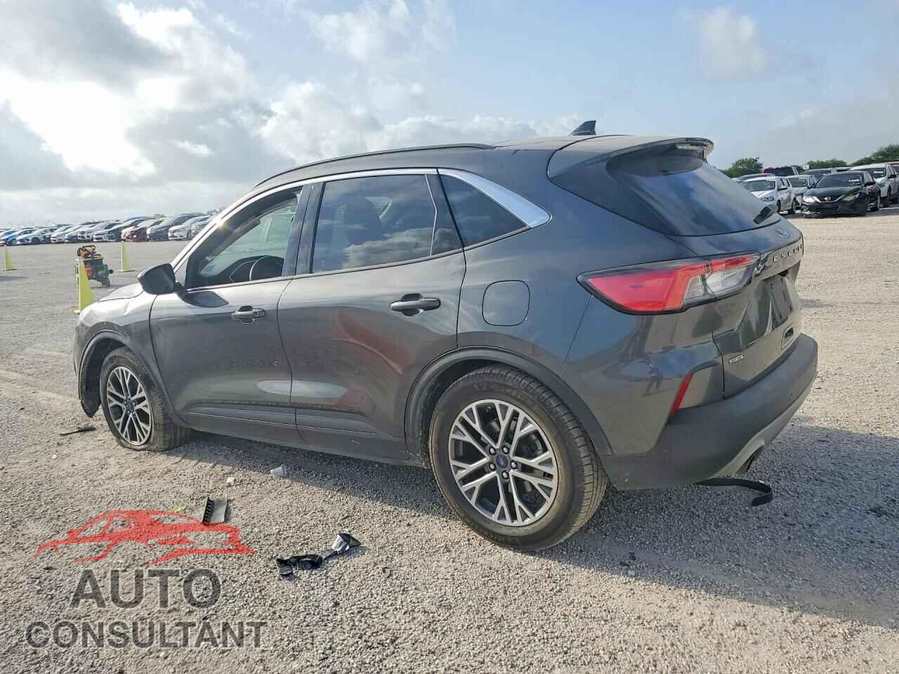 FORD ESCAPE 2020 - 1FMCU0H63LUA31584