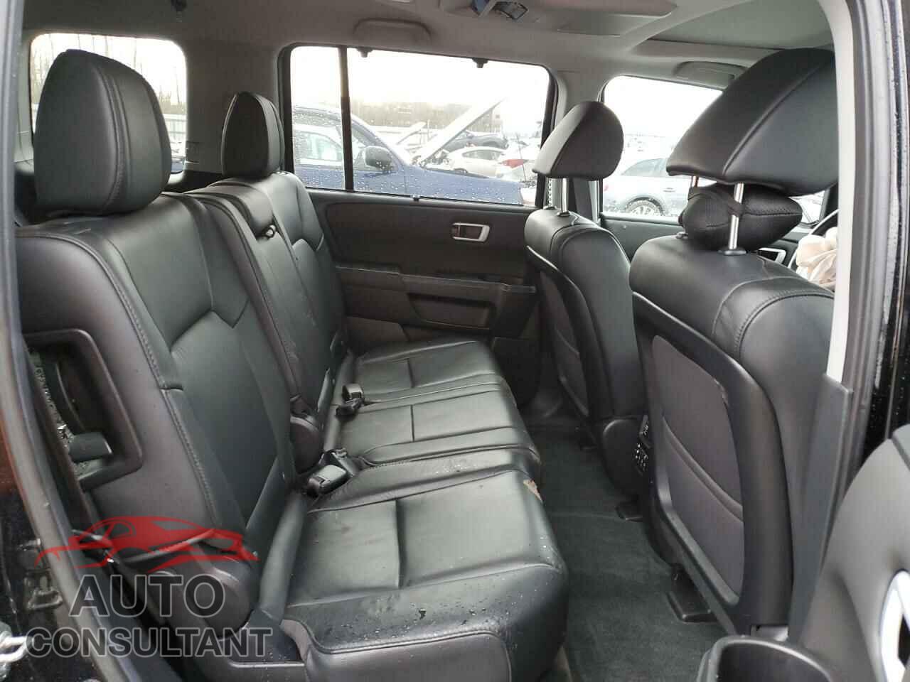 HONDA PILOT 2013 - 5FNYF4H96DB084599