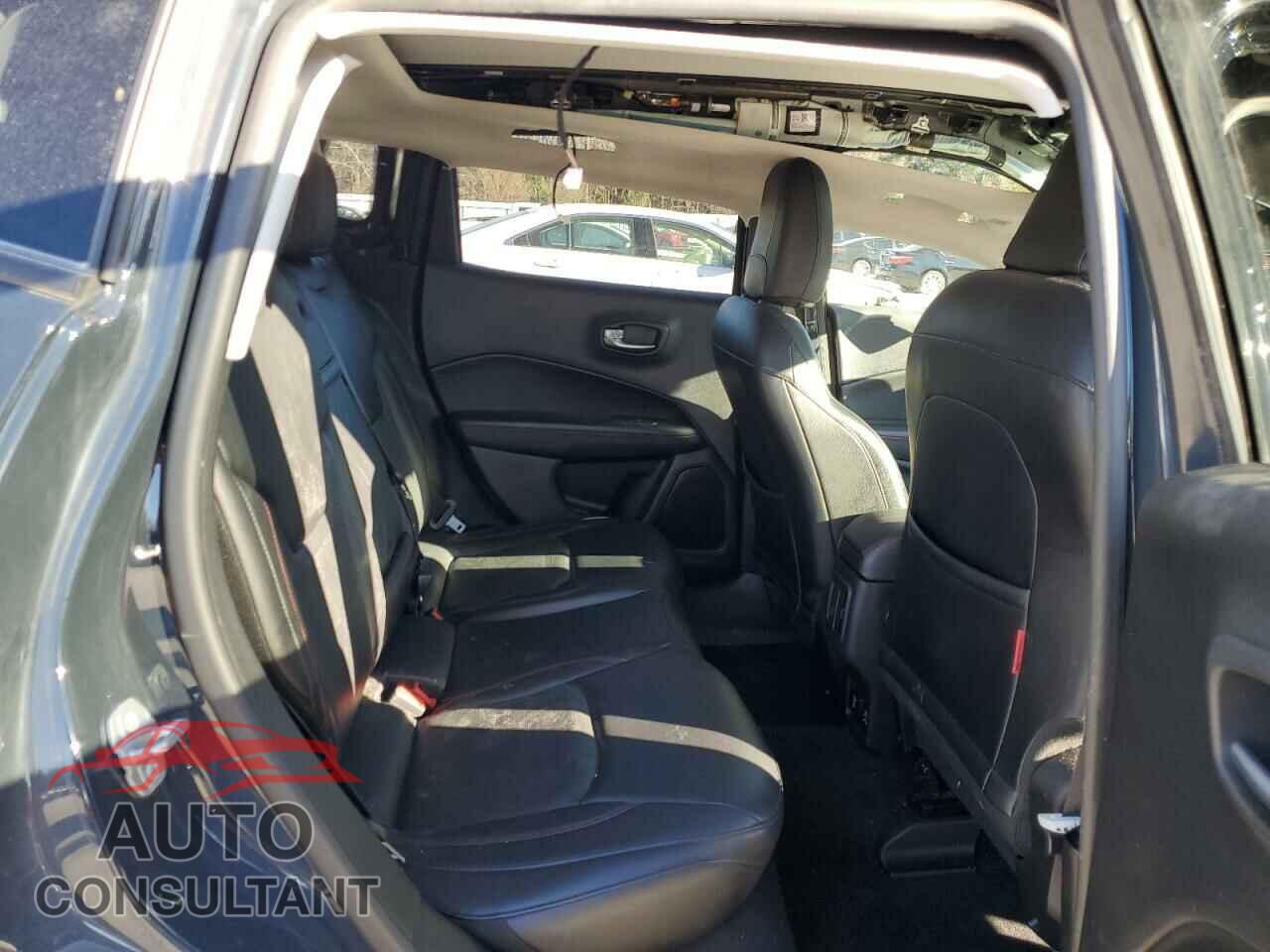 JEEP COMPASS 2017 - 3C4NJDDB3HT656830