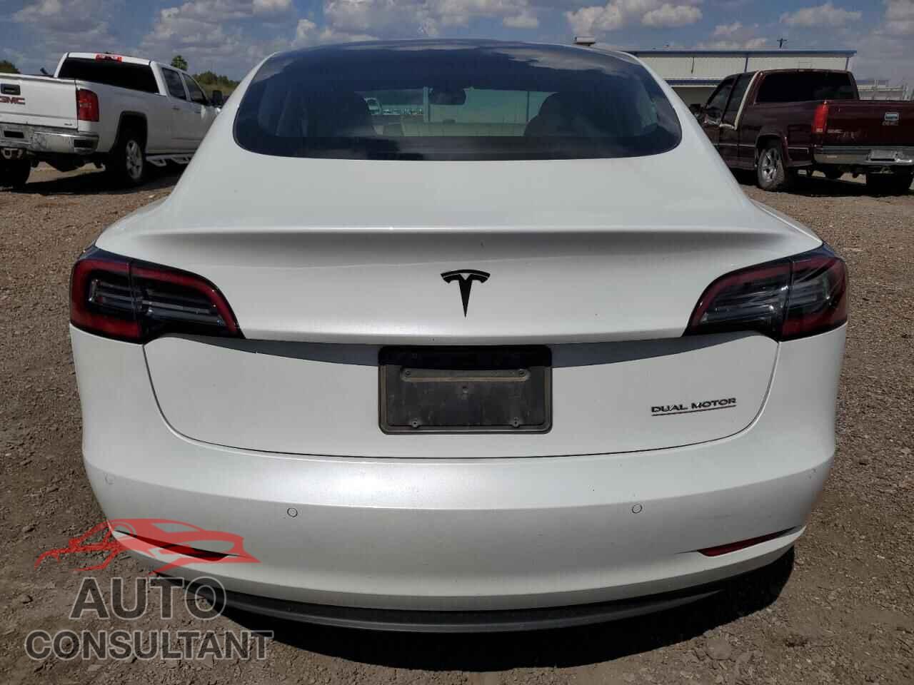 TESLA MODEL 3 2020 - 5YJ3E1ECXLF601963