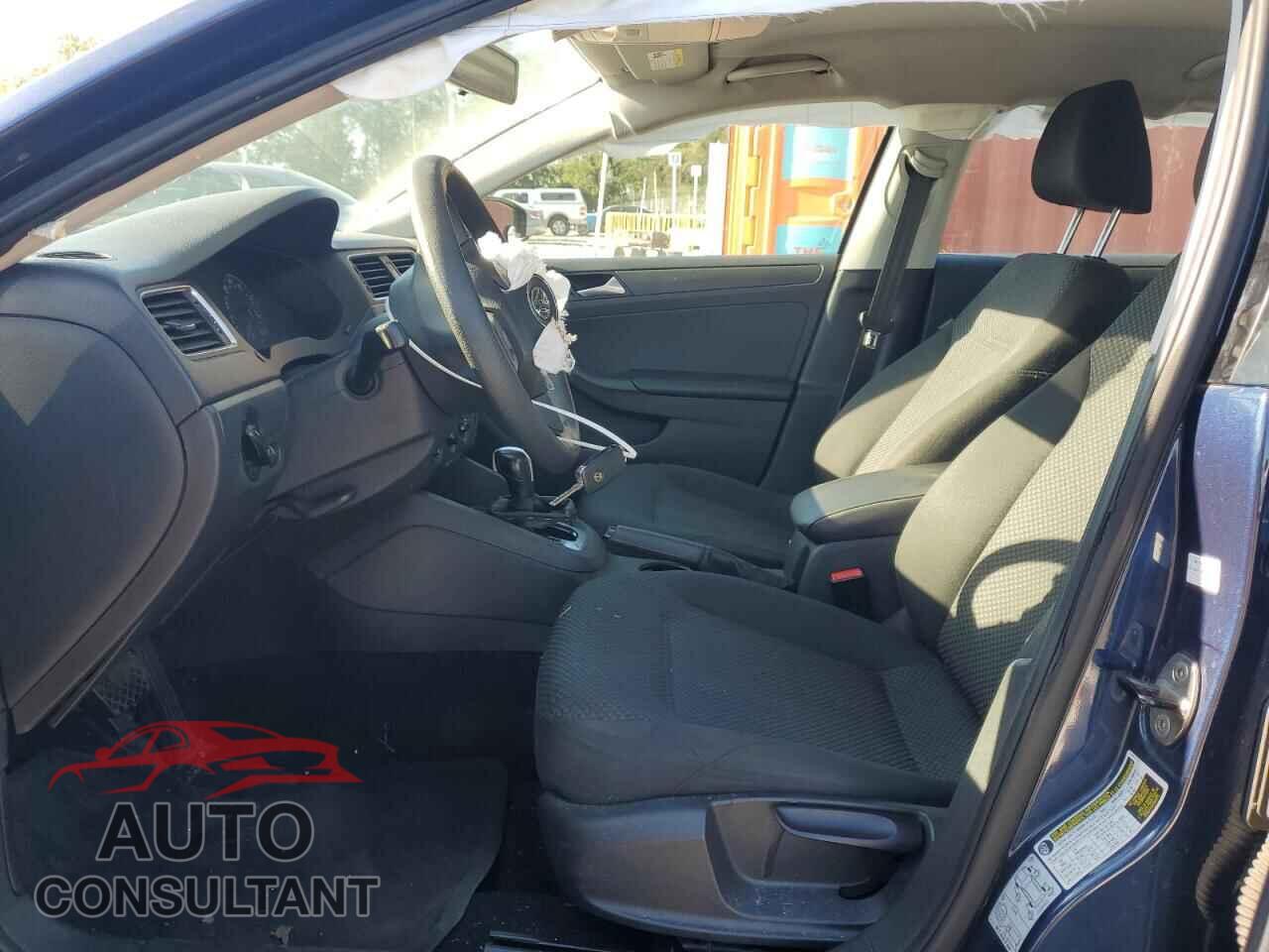 VOLKSWAGEN JETTA 2014 - 3VW2K7AJ2EM325589