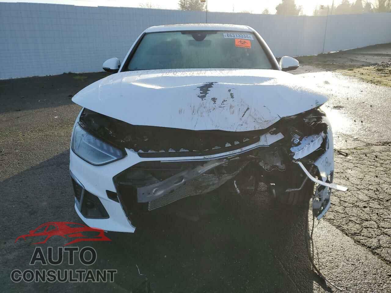 AUDI A4 2021 - WAUEAAF49MN011880