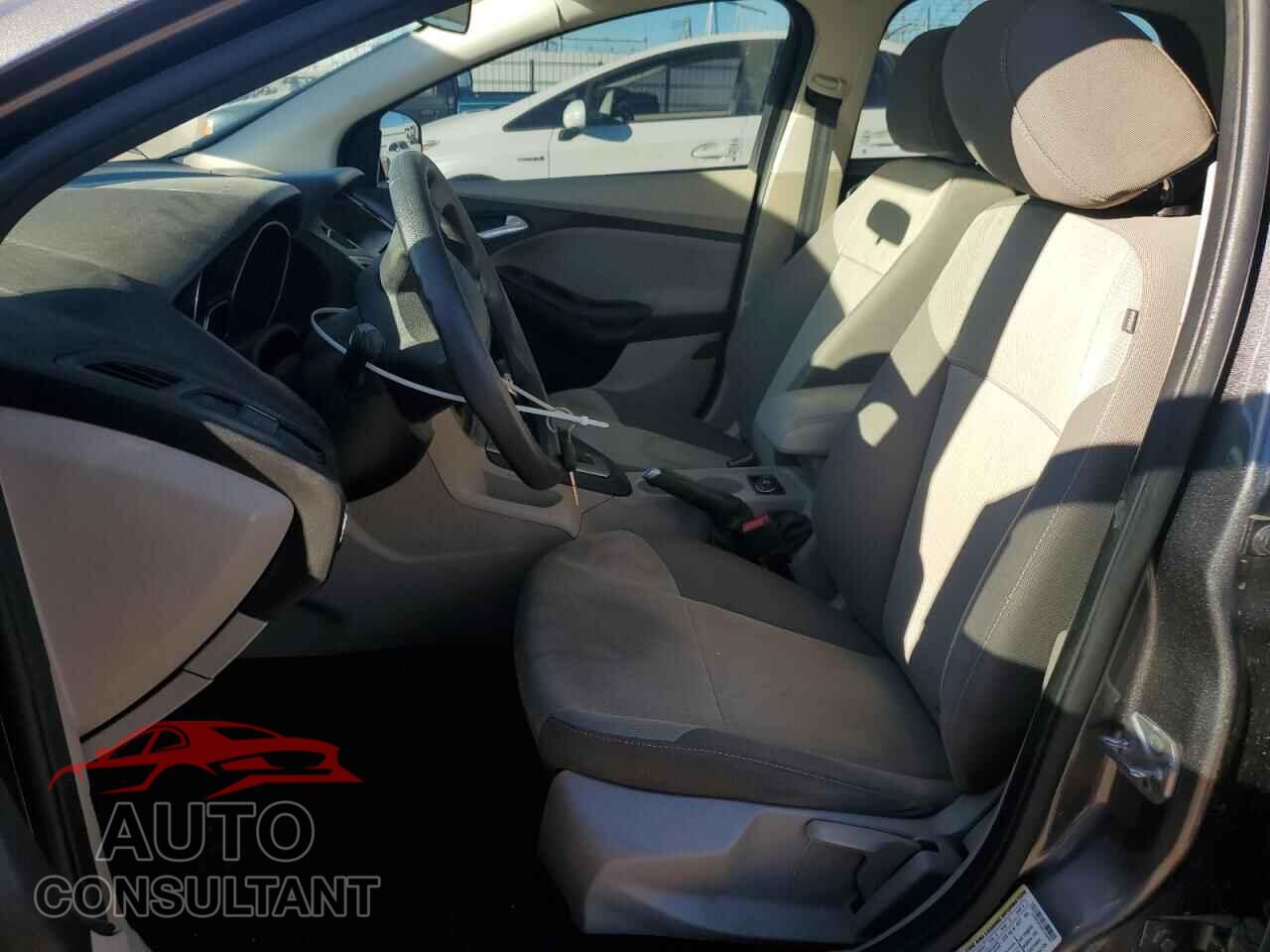 FORD FOCUS 2014 - 1FADP3F25EL249087