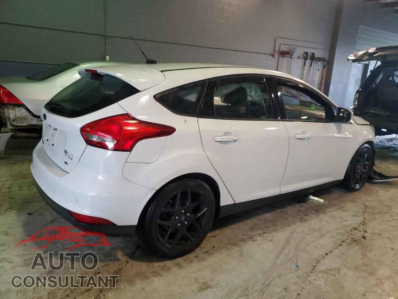 FORD FOCUS 2016 - 1FADP3K28GL222832