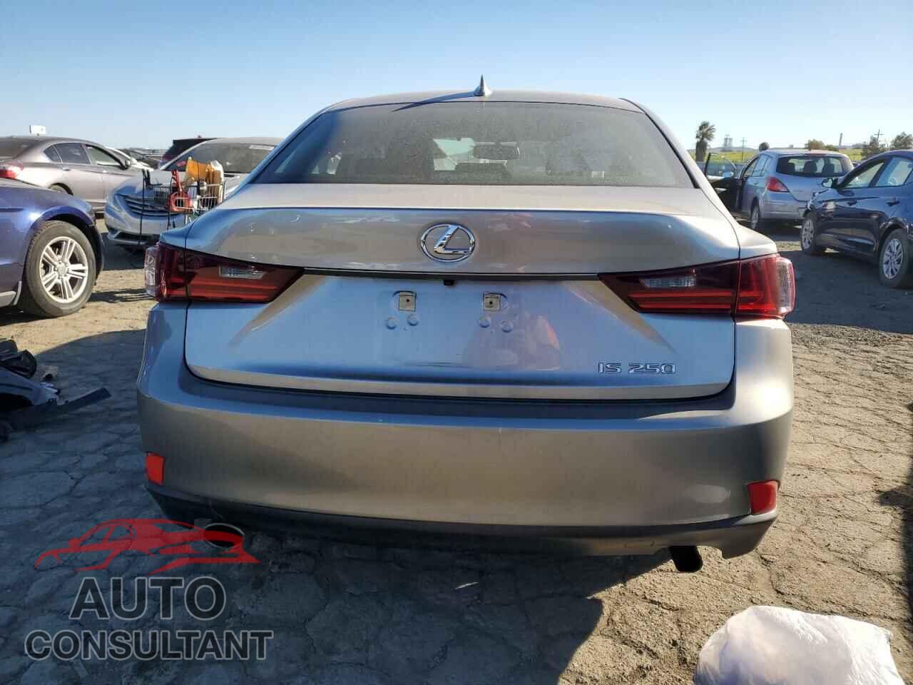 LEXUS IS 2014 - JTHBF1D21E5042534