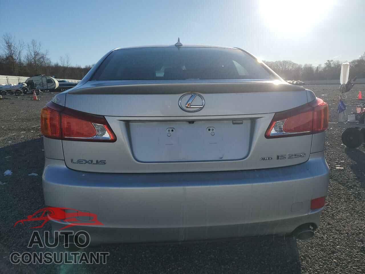 LEXUS IS 2010 - JTHCF5C22A5037365
