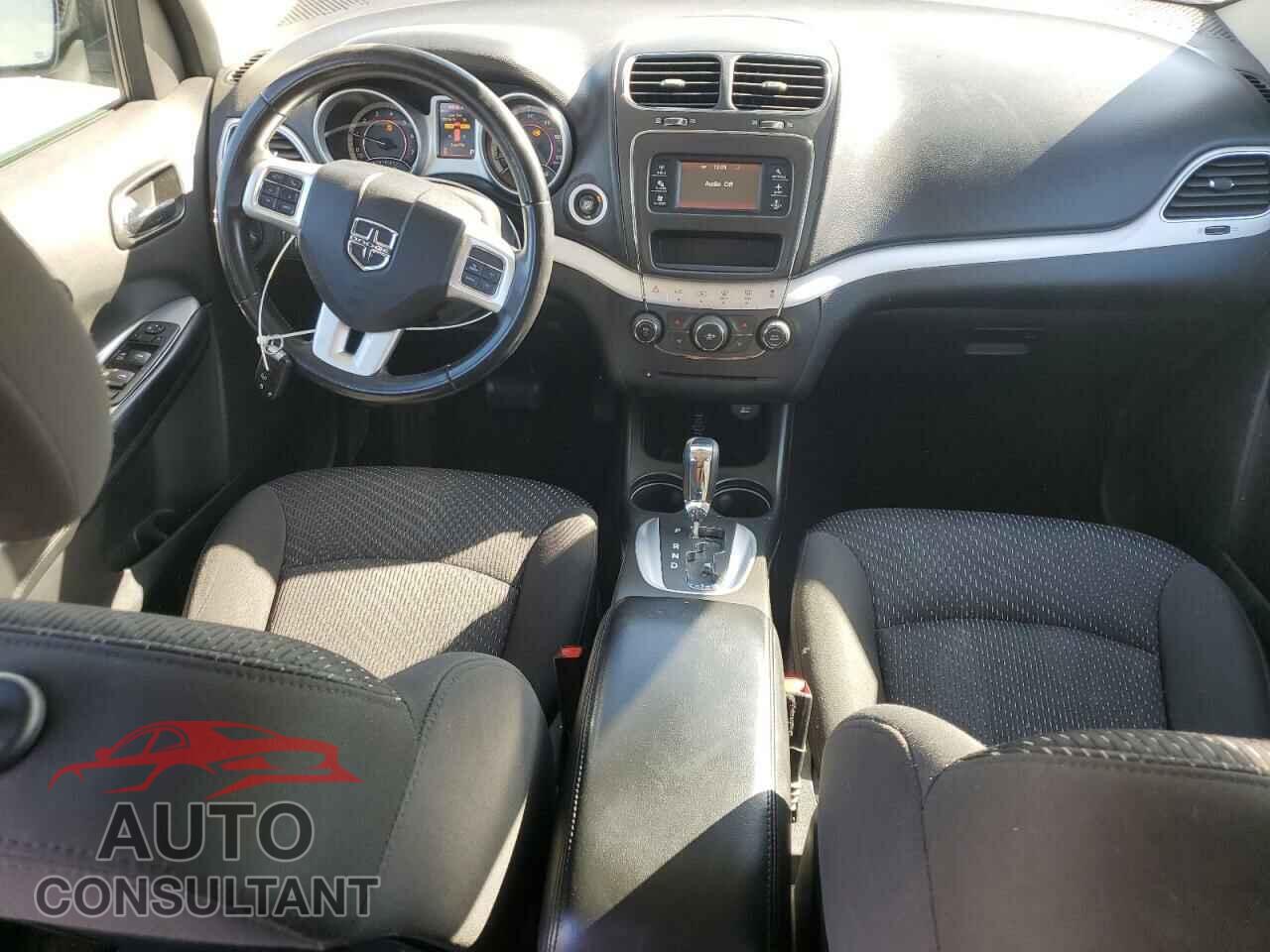 DODGE JOURNEY 2017 - 3C4PDCBB8HT675449
