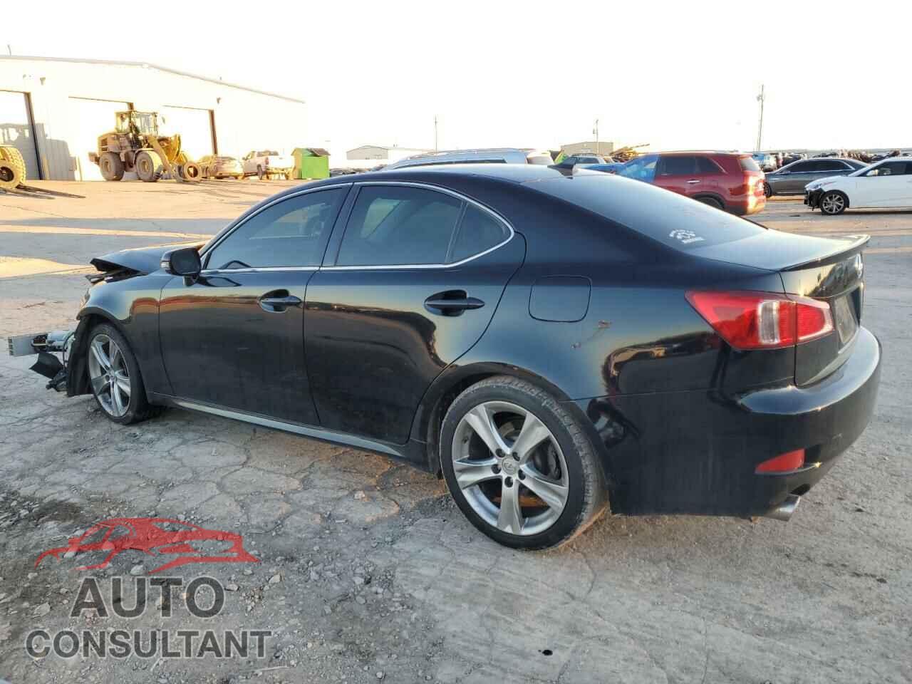 LEXUS IS 2011 - JTHBF5C24B5147721