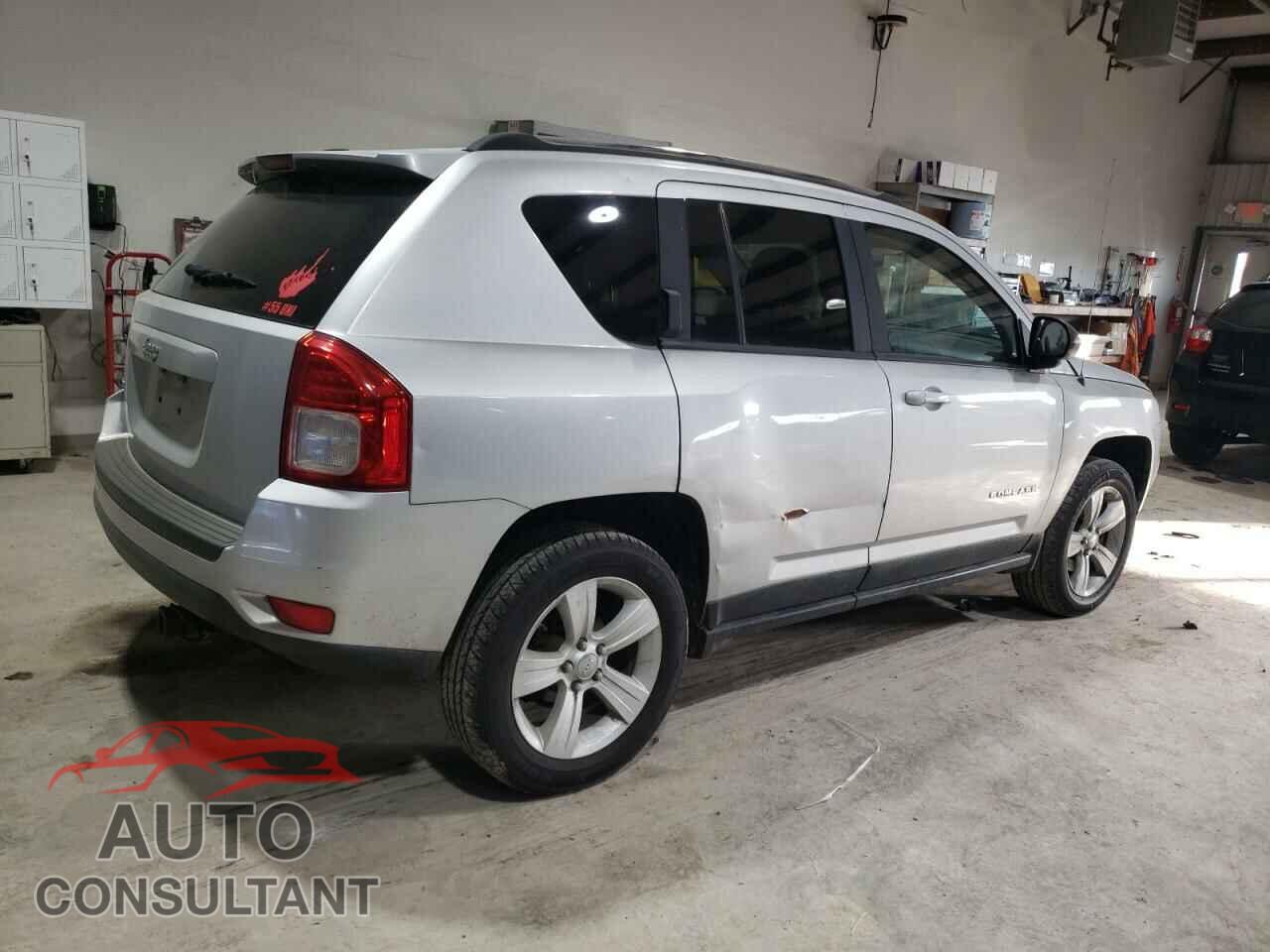 JEEP COMPASS 2011 - 1J4NF1FB4BD215552