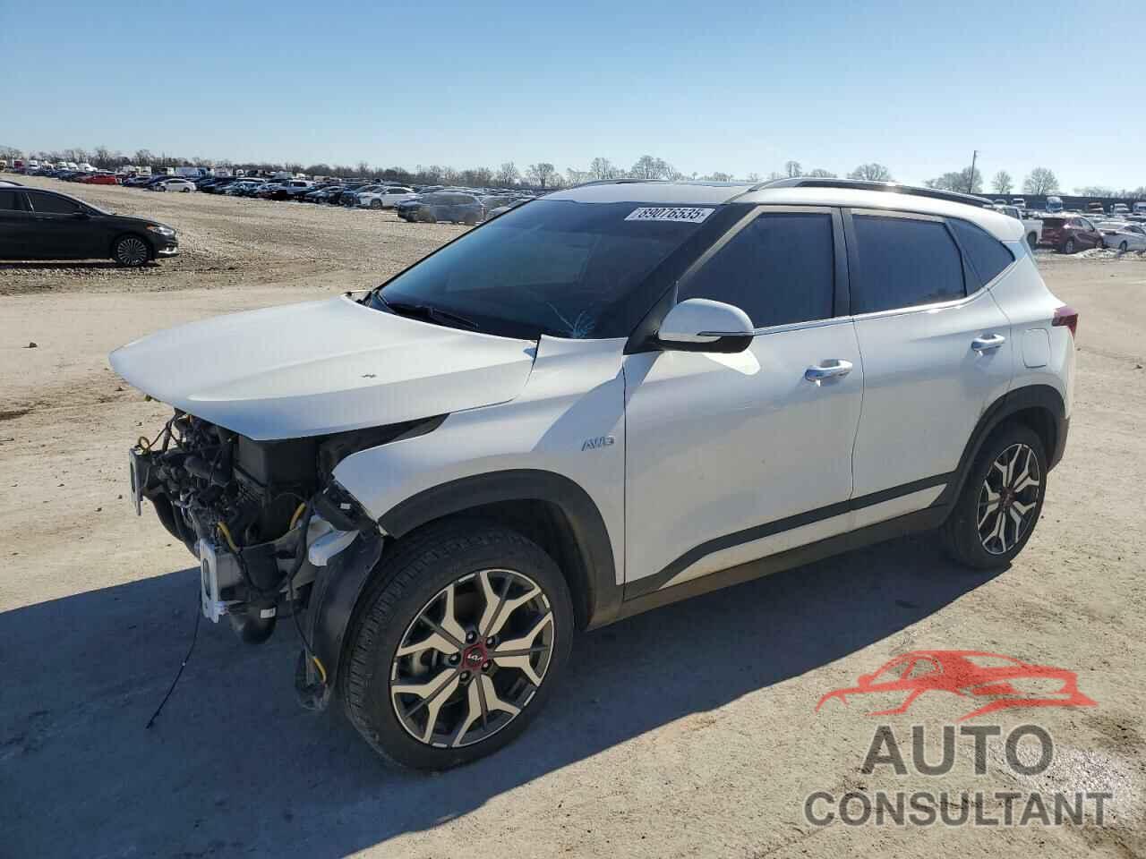 KIA SELTOS 2023 - KNDETCA20P7433799