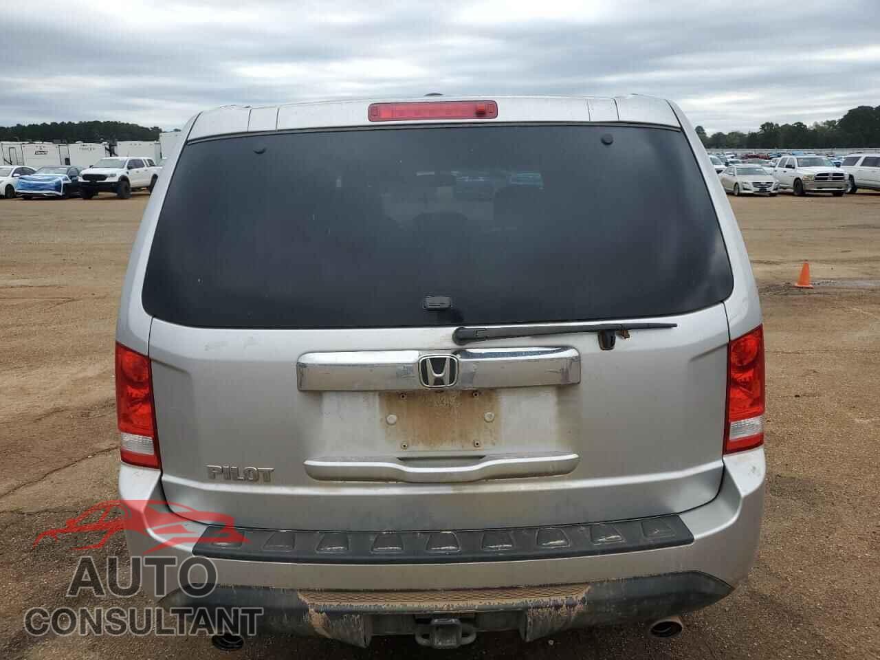 HONDA PILOT 2012 - 5FNYF3H61CB018167