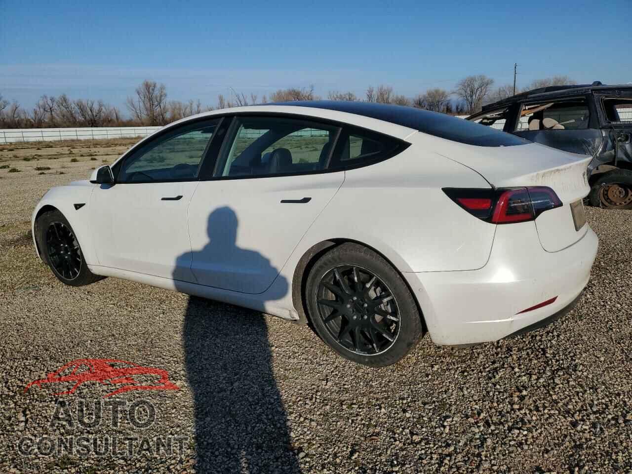 TESLA MODEL 3 2022 - 5YJ3E1EB9NF222043