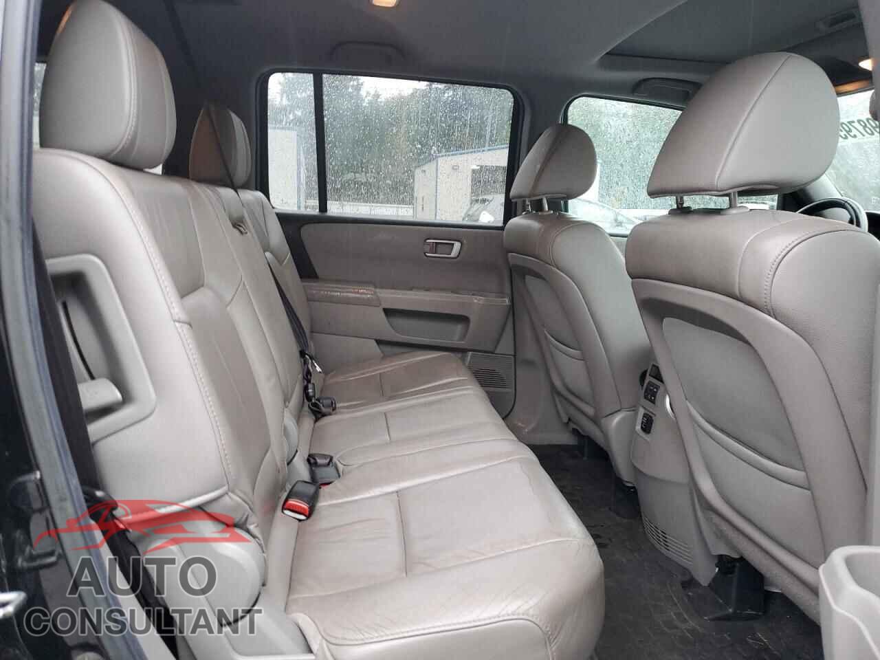 HONDA PILOT 2013 - 5FNYF4H51DB021374