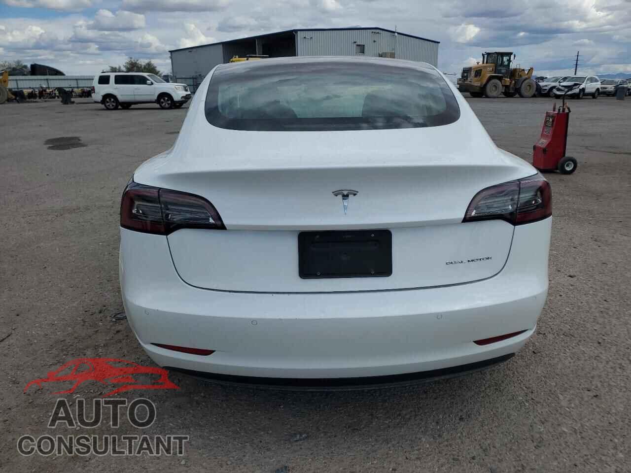 TESLA MODEL 3 2020 - 5YJ3E1EB2LF621468