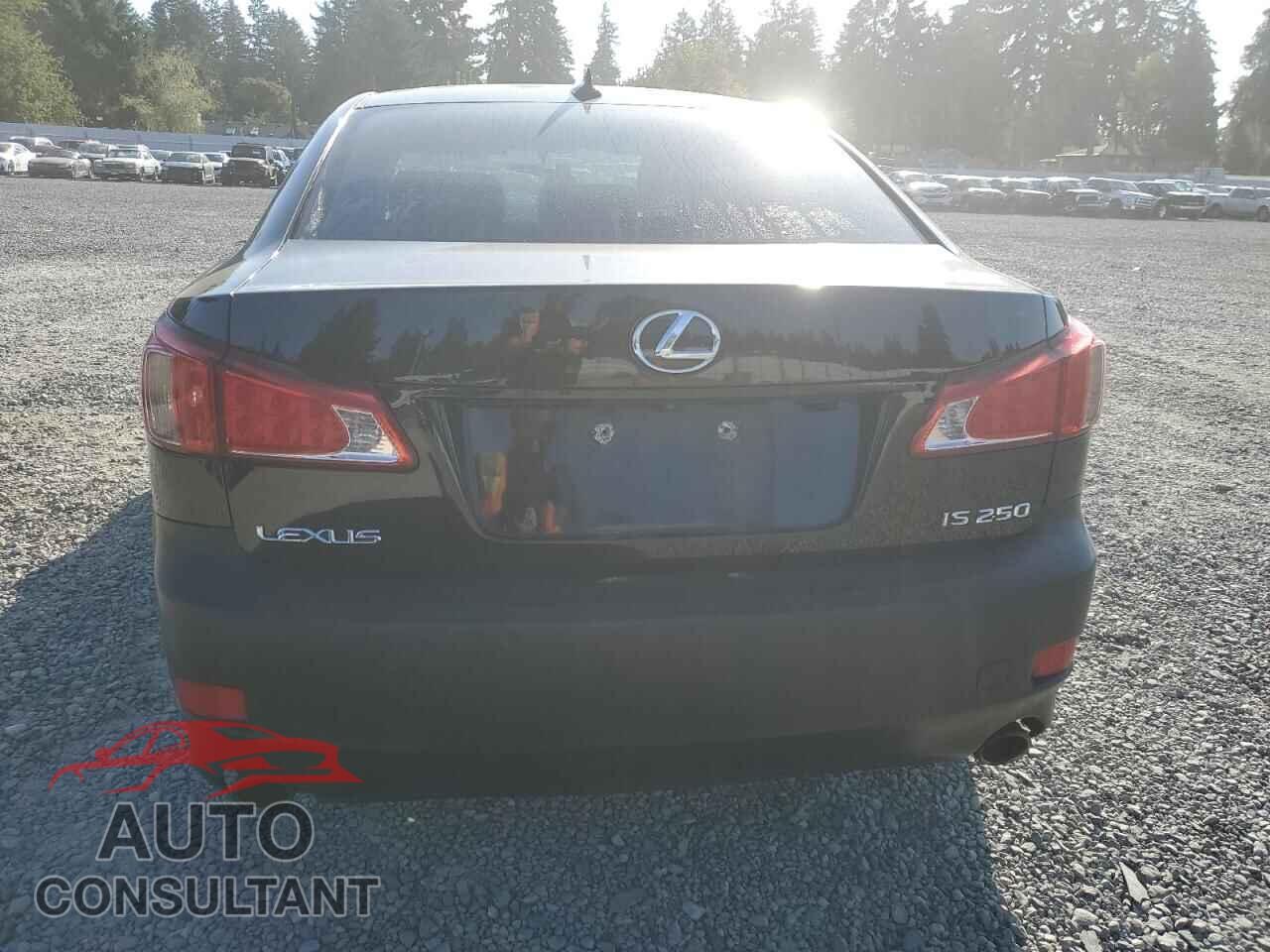 LEXUS IS 2011 - JTHBF5C23B5129923