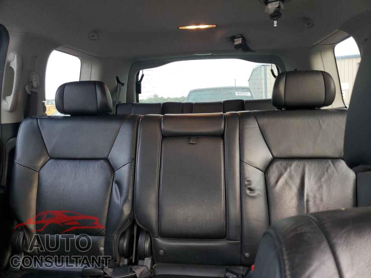 HONDA PILOT 2010 - 5FNYF4H55AB037573