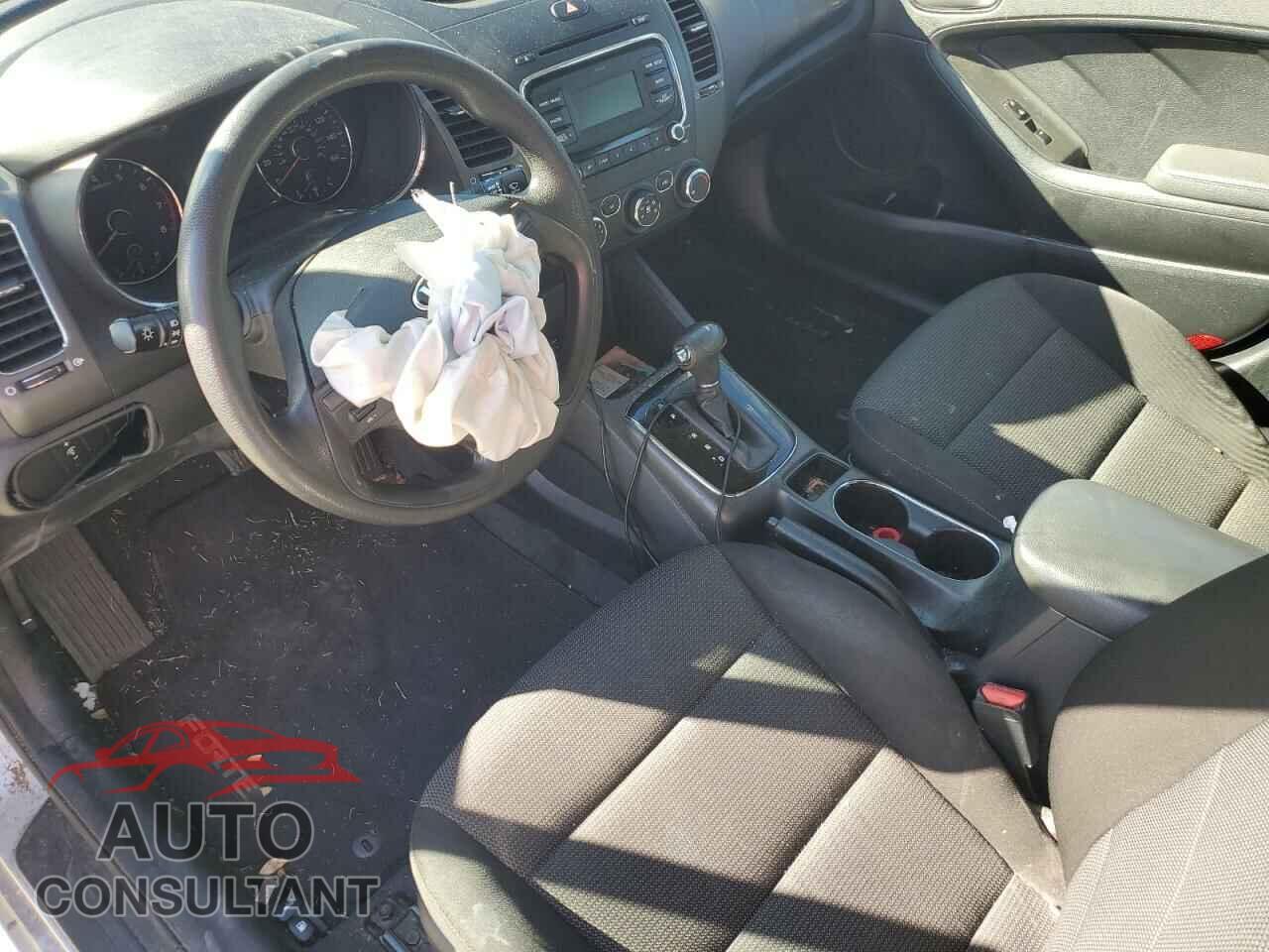 KIA FORTE 2017 - 3KPFK4A77HE145515
