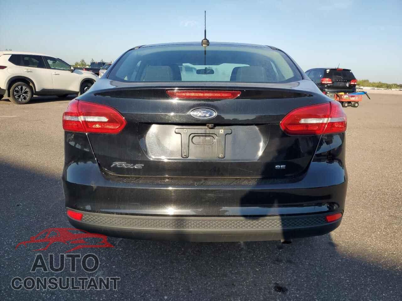 FORD FOCUS 2017 - 1FADP3F26HL346707