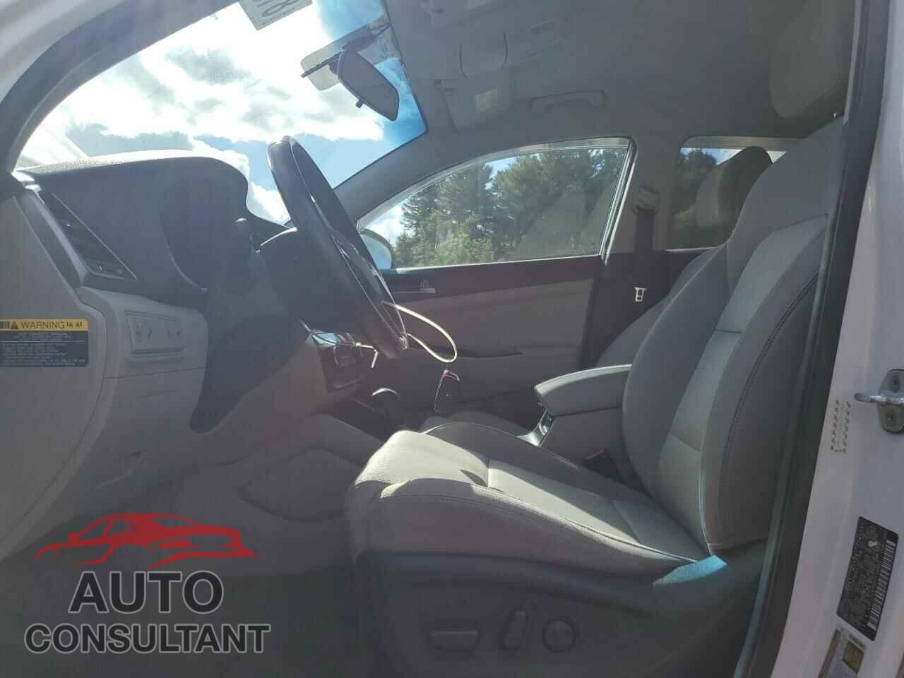 HYUNDAI TUCSON 2016 - KM8J3CA29GU136882