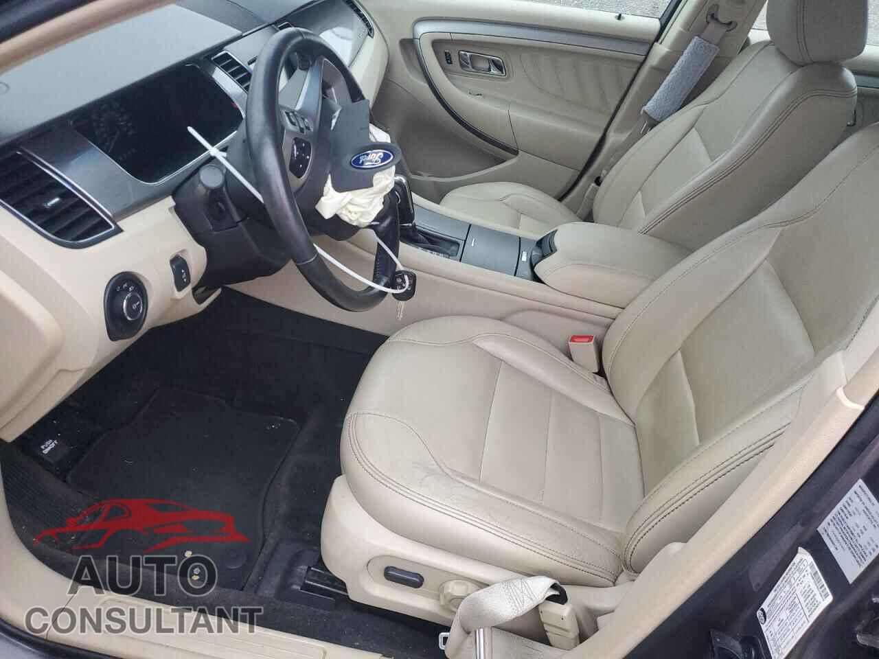 FORD TAURUS 2013 - 1FAHP2E84DG108570
