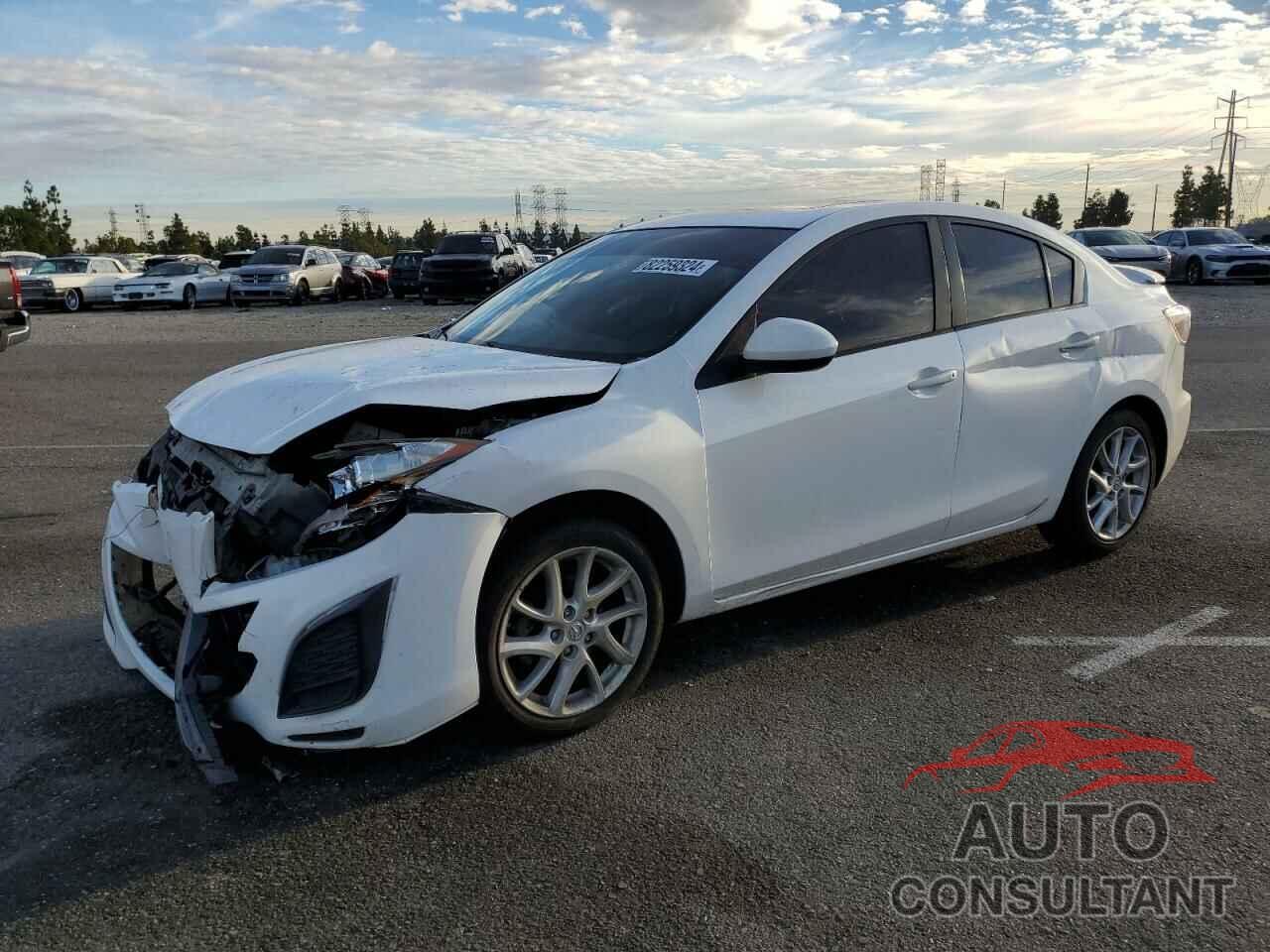 MAZDA 3 2012 - JM1BL1W89C1618774