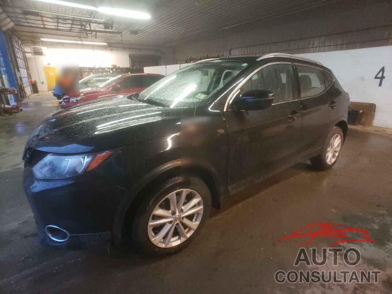 NISSAN ROGUE 2018 - JN1BJ1CRXJW252958