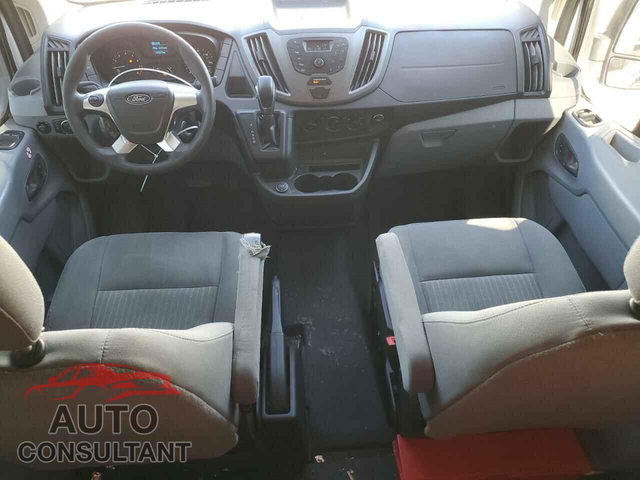 FORD TRANSIT 2017 - 1FTYR1YM3HKA47741