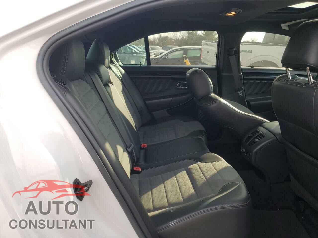 FORD TAURUS 2017 - 1FAHP2KT1HG132940