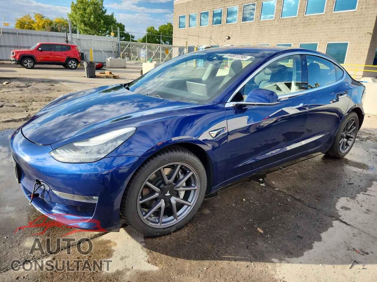 TESLA MODEL 3 2018 - 5YJ3E1EB2JF105172