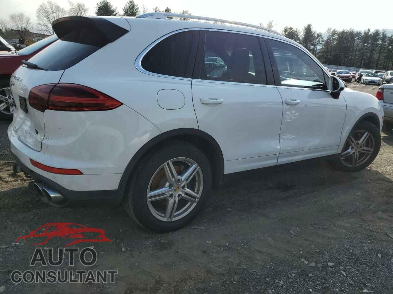 PORSCHE CAYENNE 2016 - WP1AA2A26GKA36253