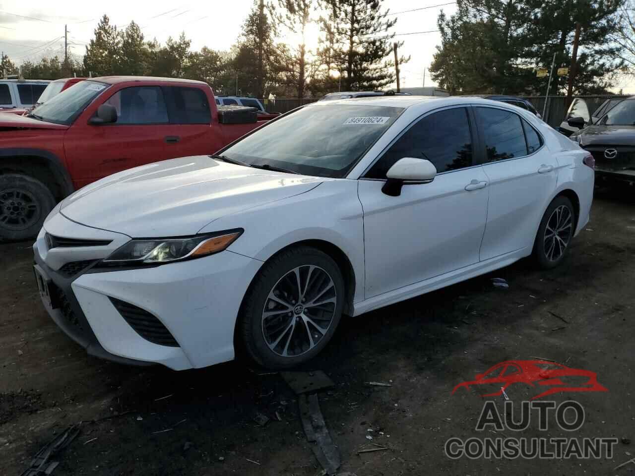 TOYOTA CAMRY 2019 - 4T1B11HK2KU210785