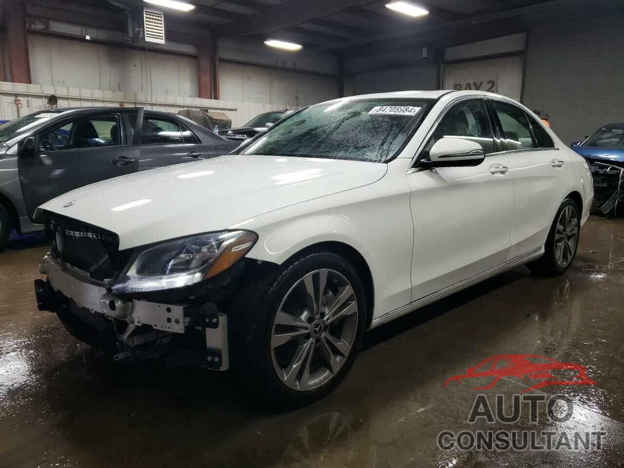 MERCEDES-BENZ C-CLASS 2018 - 55SWF4JB8JU278498