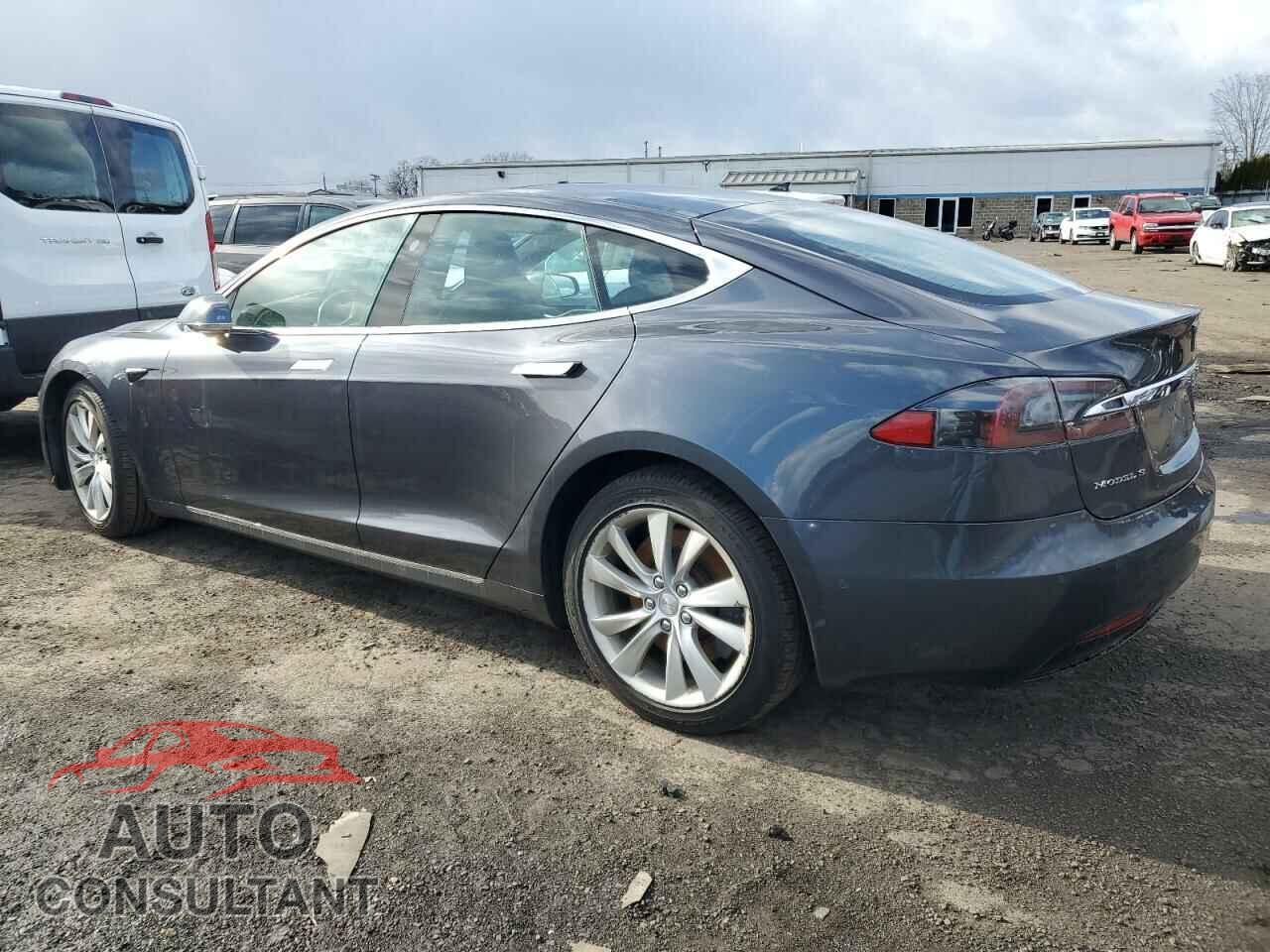 TESLA MODEL S 2017 - 5YJSA1E2XHF181207