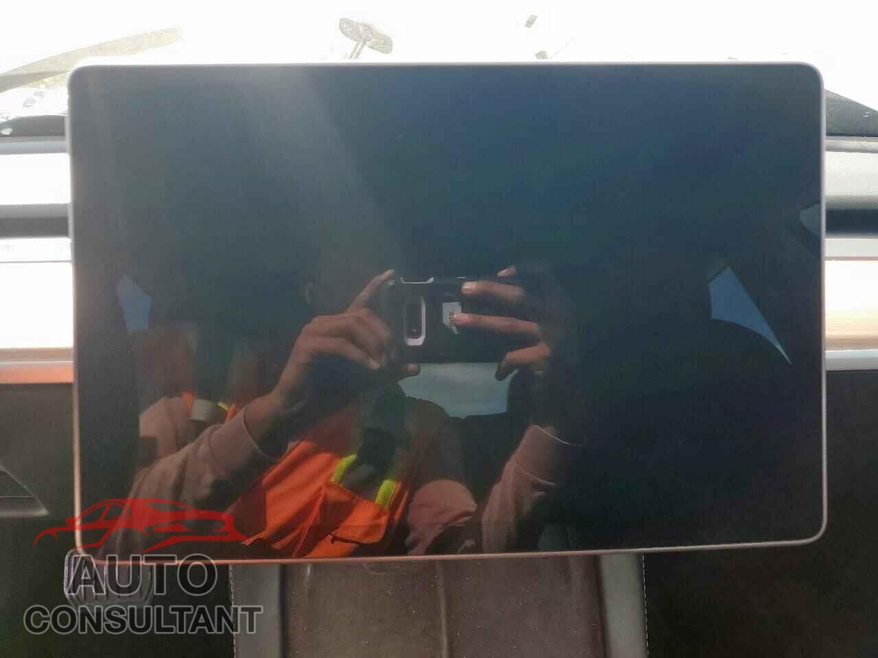 TESLA MODEL 3 2023 - 5YJ3E1EA2PF674510