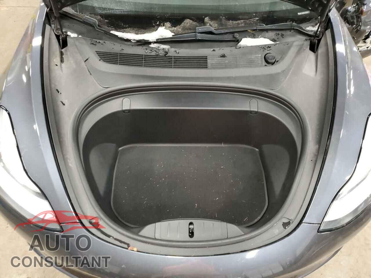 TESLA MODEL 3 2018 - 5YJ3E1EB2JF183922