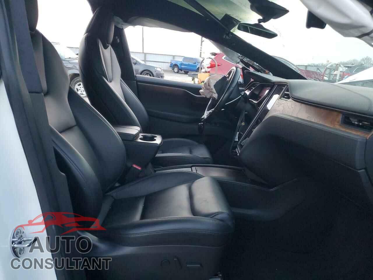 TESLA MODEL X 2021 - 5YJXCAE28MF323662