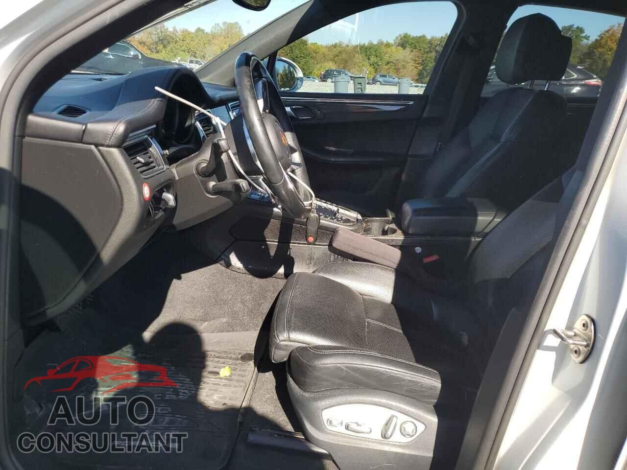 PORSCHE MACAN 2017 - WP1AG2A59HLB51627