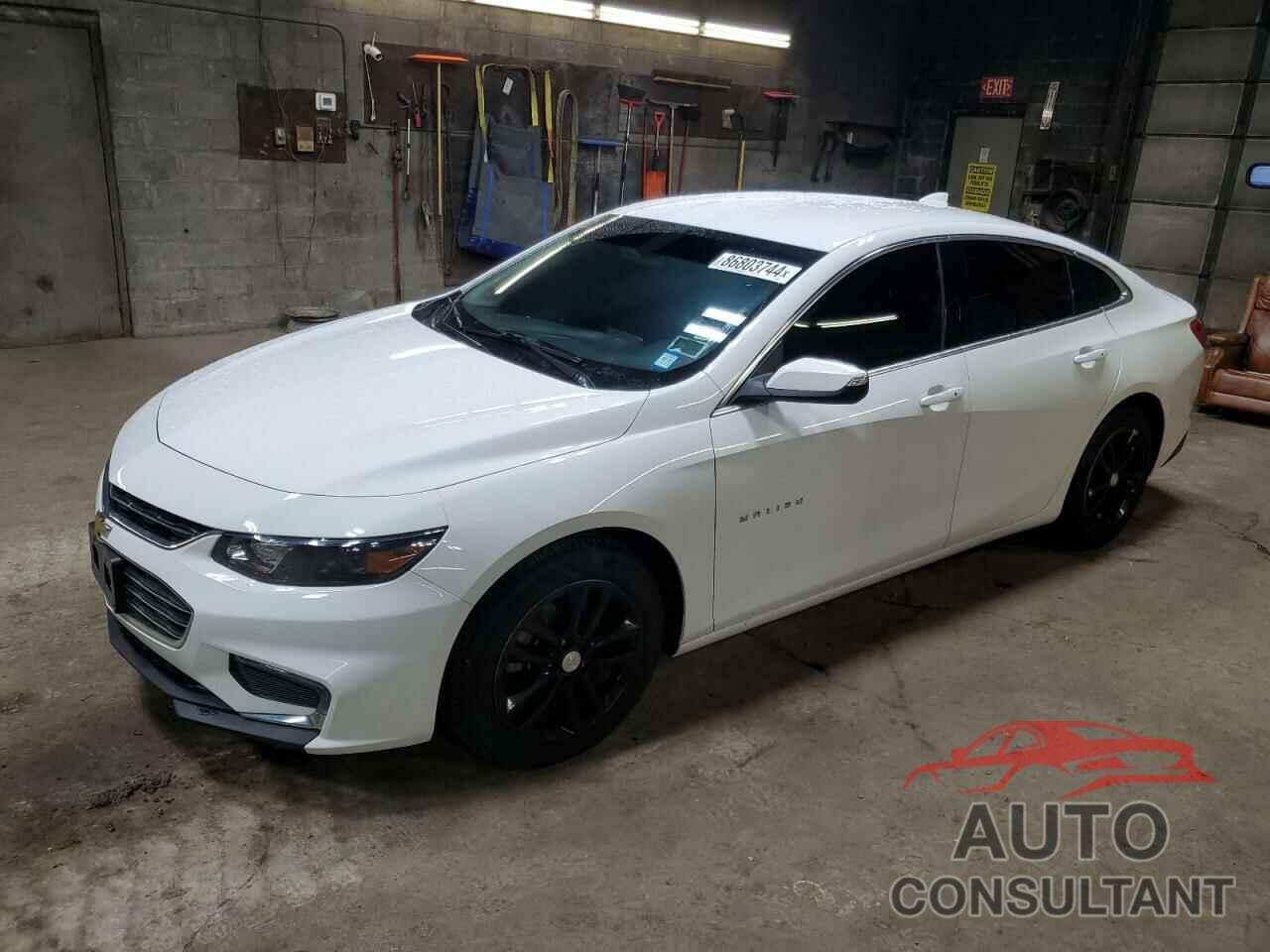 CHEVROLET MALIBU 2018 - 1G1ZD5ST5JF231855