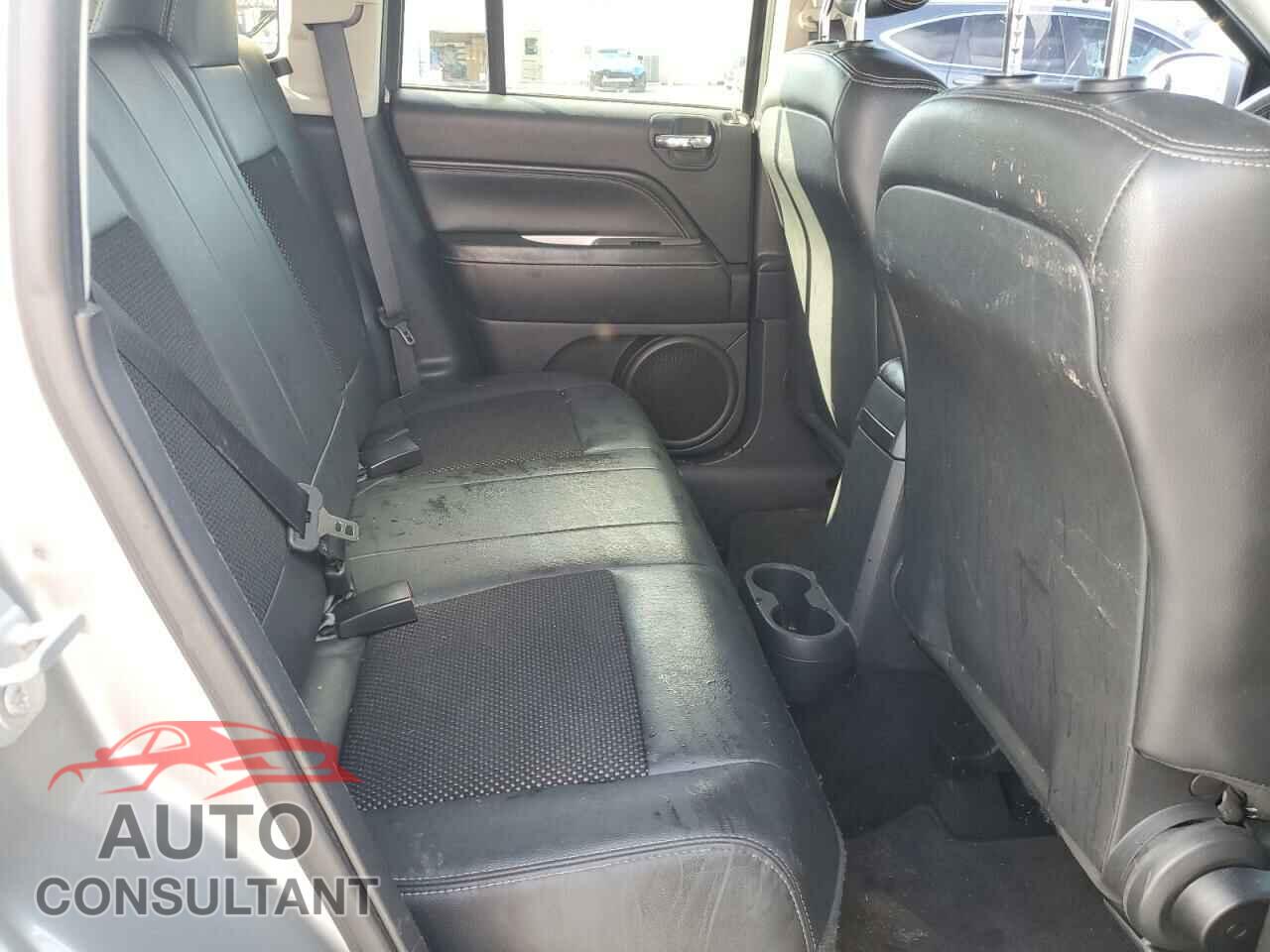 JEEP COMPASS 2017 - 1C4NJCEA6HD130357