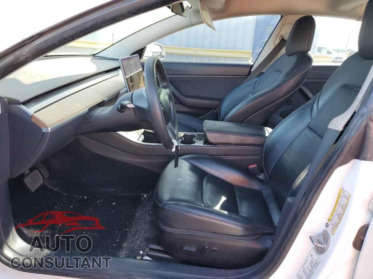 TESLA MODEL 3 2020 - 5YJ3E1EB9LF801028