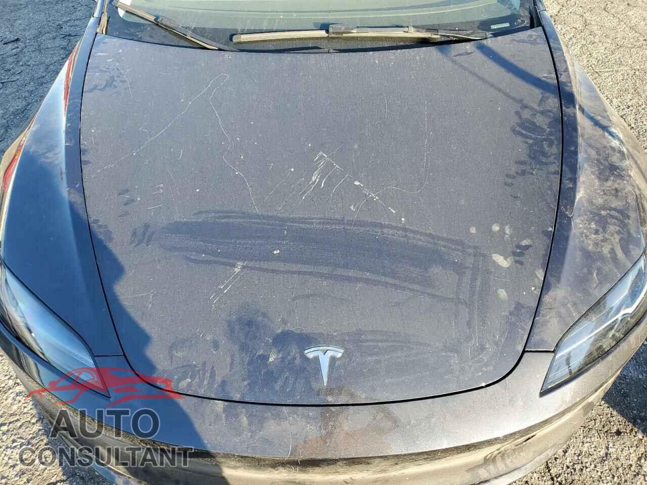 TESLA MODEL 3 2024 - 5YJ3E1EA4RF742874