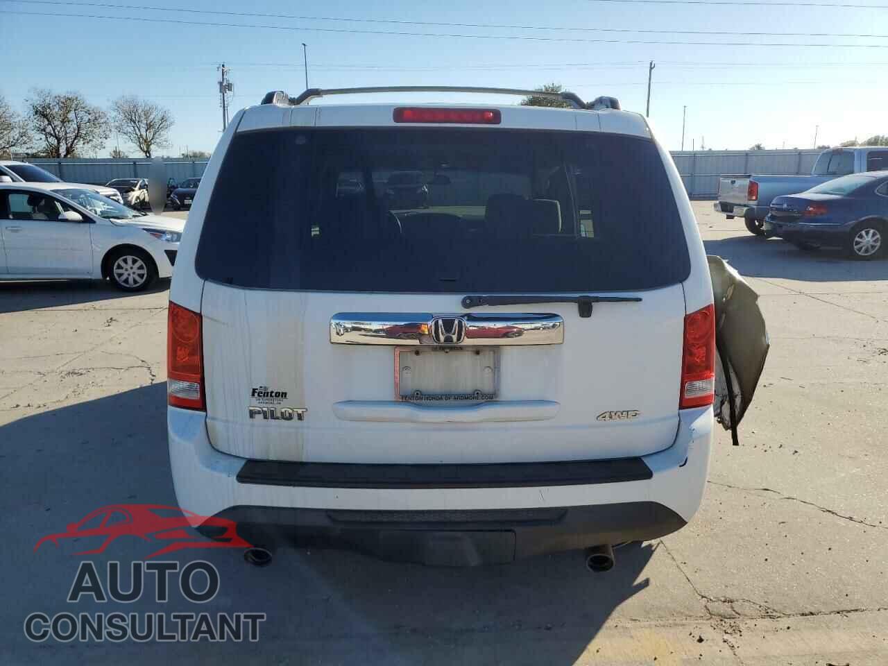 HONDA PILOT 2012 - 5FNYF4H45CB026034