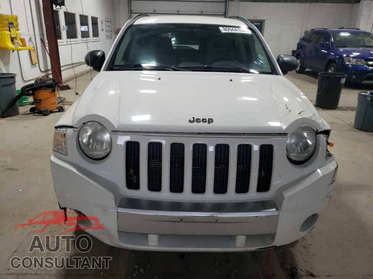 JEEP COMPASS 2009 - 1J4FF57B89D209905