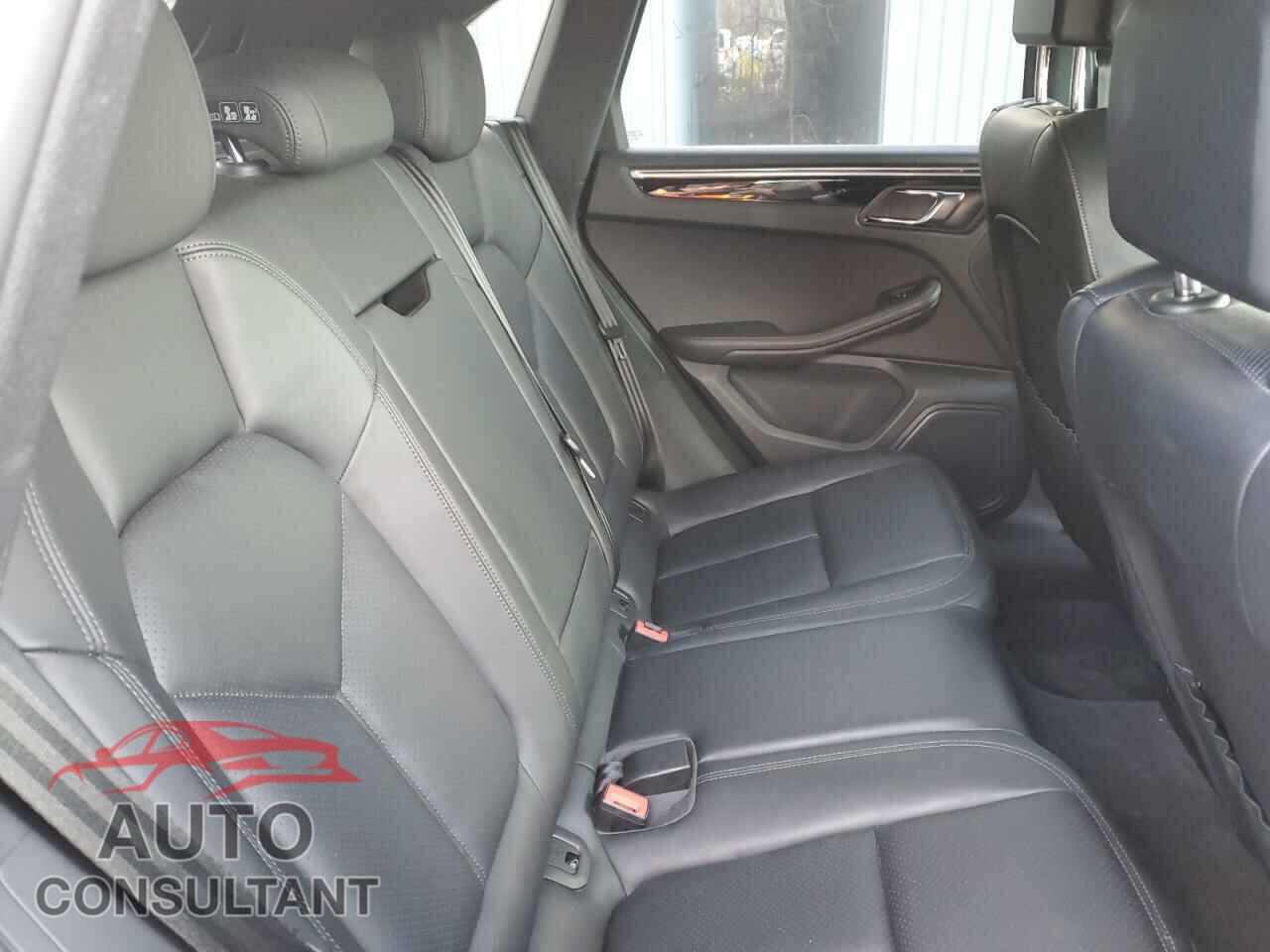 PORSCHE MACAN 2015 - WP1AB2A52FLB63114