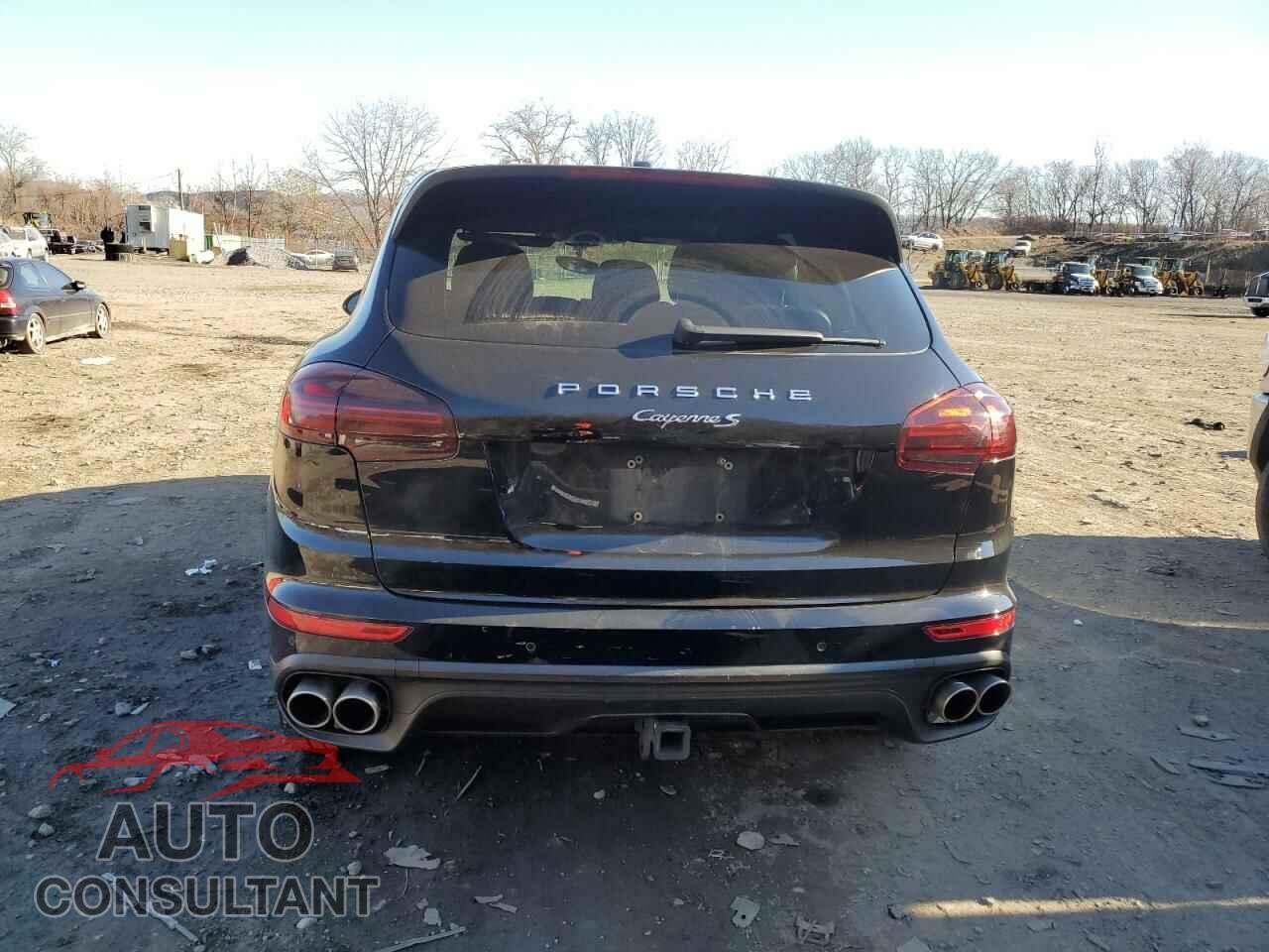 PORSCHE CAYENNE 2016 - WP1AB2A27GLA95285
