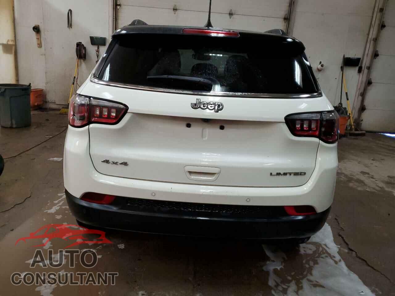 JEEP COMPASS 2021 - 3C4NJDCB8MT576032
