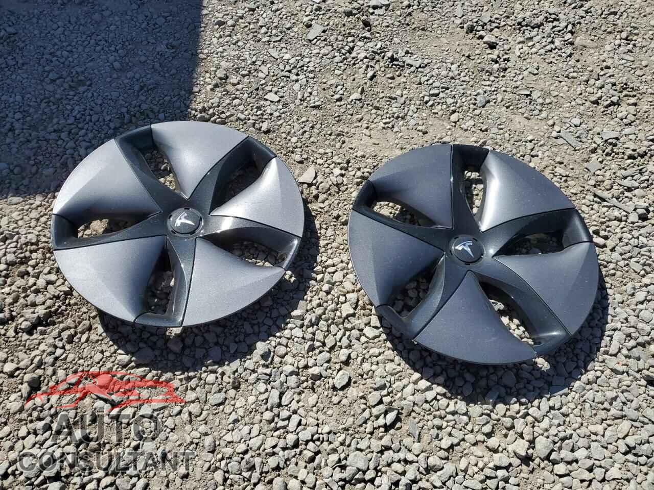 TESLA MODEL 3 2018 - 5YJ3E1EA6JF008886
