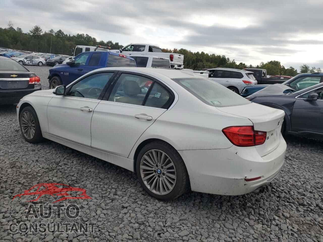 BMW 3 SERIES 2012 - WBA3A5C56CF342078