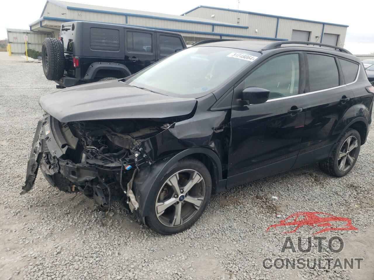 FORD ESCAPE 2017 - 1FMCU0GD8HUC62990