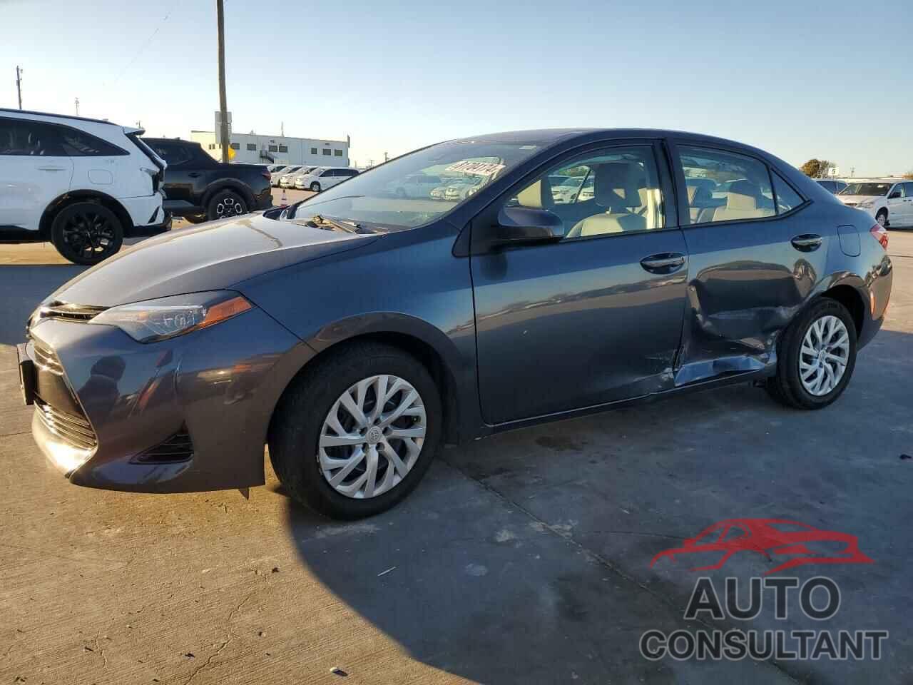 TOYOTA COROLLA 2018 - 5YFBURHE0JP786004